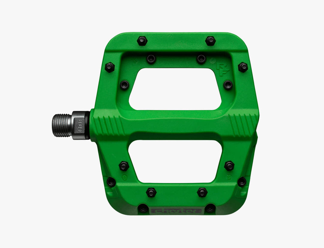 Amazon.com: RaceFace Chester Mountain Bike Pedal BLUE